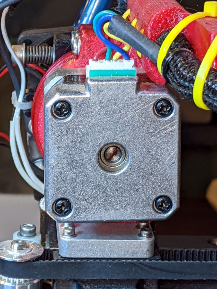 Makergear M2 - filament drive motor - rear shaft