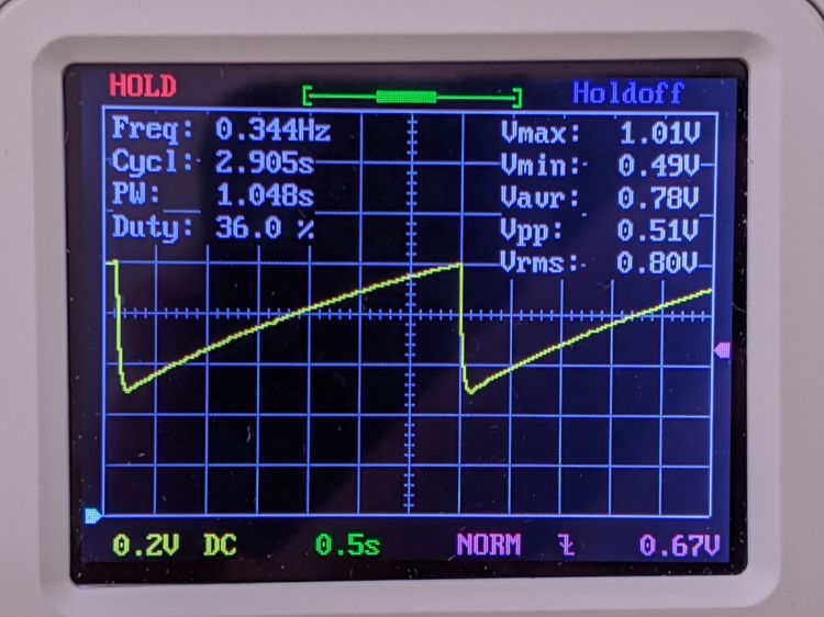 LM3909 - Darl Q1 3x Q2 - 1.5 V - C1 V - DSO150