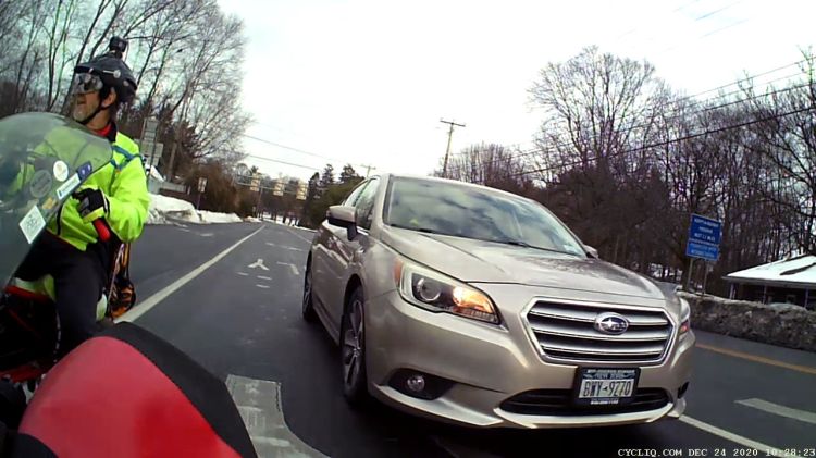 Red Oaks Mill Intersection - close pass - approach - 2020-12-24