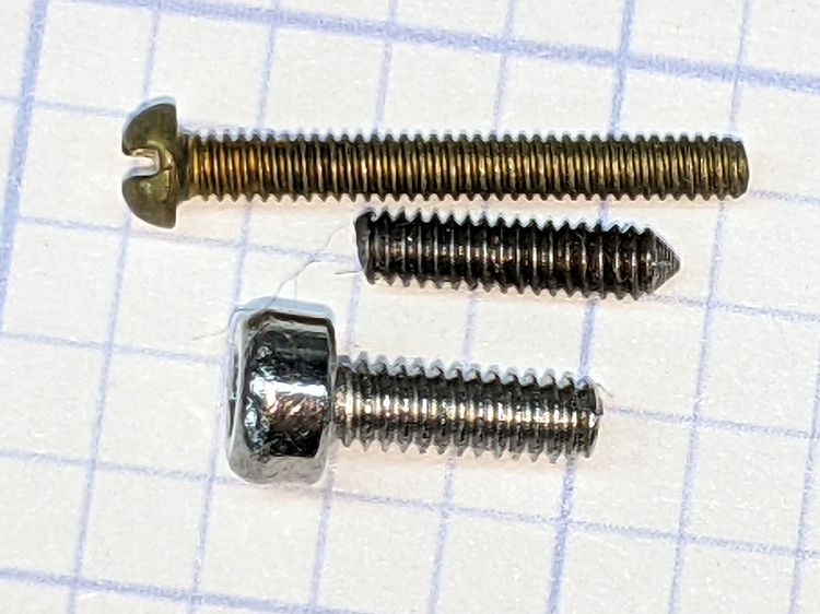 Gyros mandrel - broken screw size