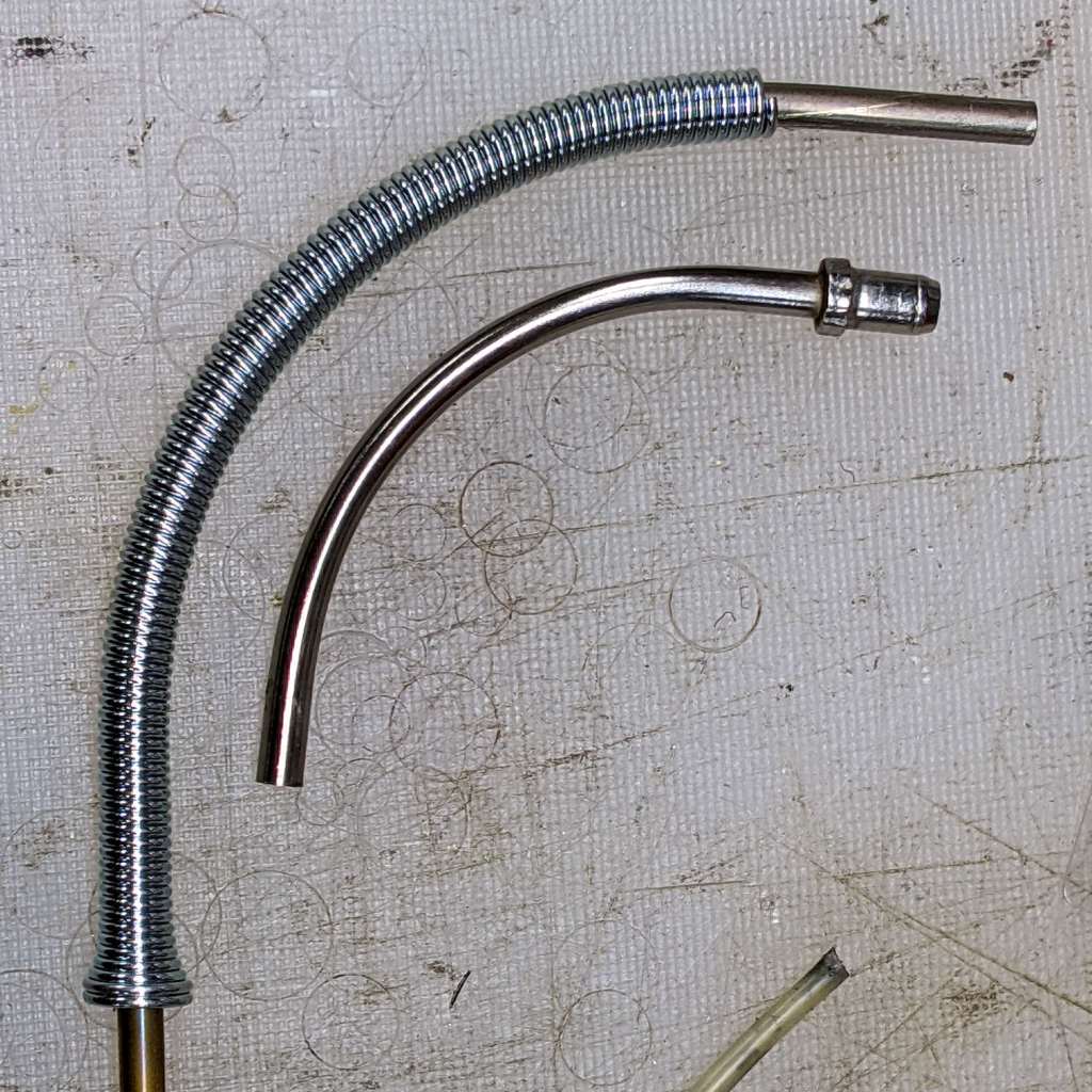 Tour Easy: Extended V-brake&nbsp;Noodle