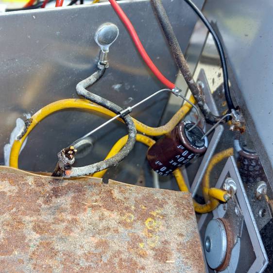 Schauer battery charger - meter power supply