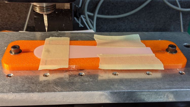 Hairline V tool - fixture