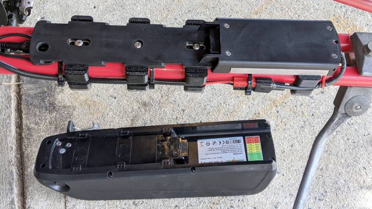 Tour Easy Bafang battery mount - baseplate installed