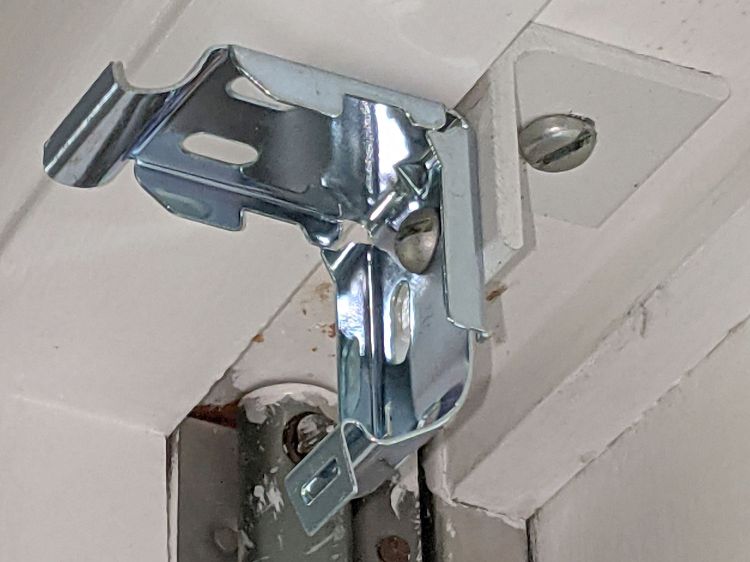 Miniblind bracket - V4 side