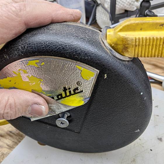 Cordomatic 500P reel - hidden screw