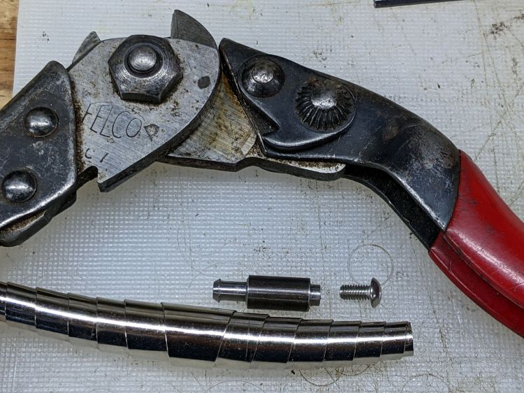 Felco C7 cutter - replacement spring pin