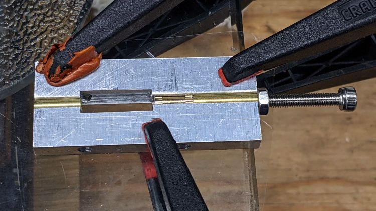 1 W LED Running Light - baseplate dry assembly