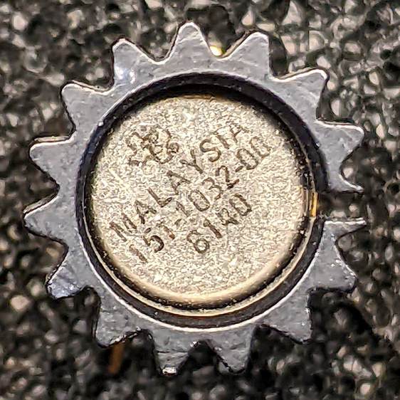 Tek 151-1032-00 - top view