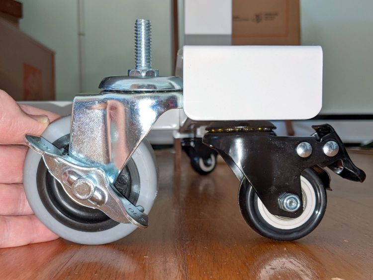 Sewing bench - 2 vs 3 inch casters