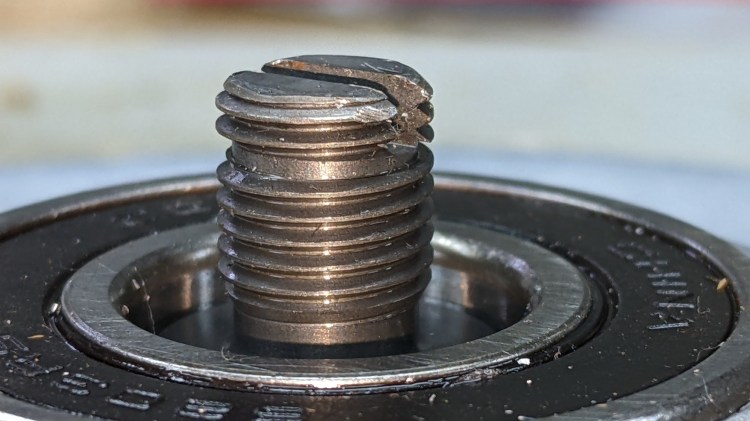 MTD Snowthrower - friction disk wheel - damaged thread