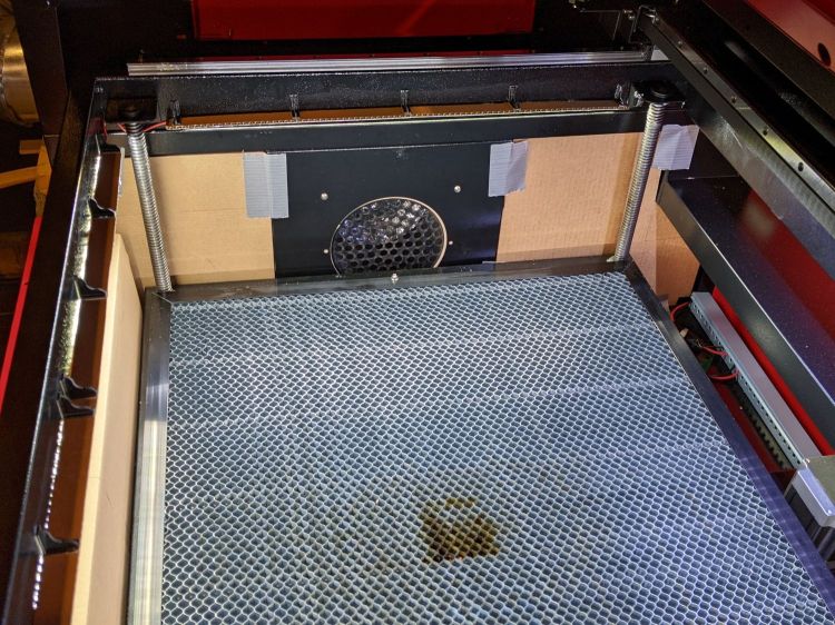 OMTech 60 W laser - vent box seal