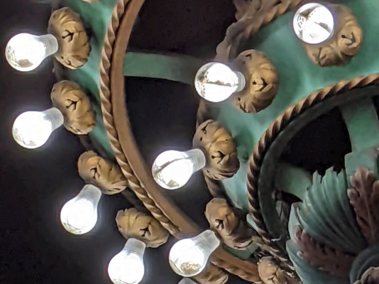 Pok RR Station - Chandelier B - detail