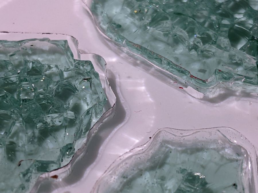 Glass Coaster - fragment edge detail