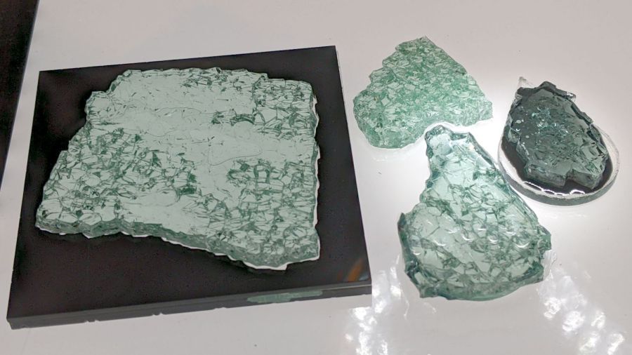 Smashed Glass vs epoxy - samples