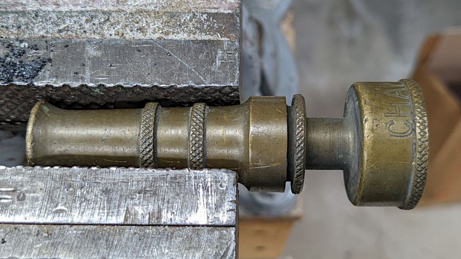 Champion brass hose nozzle - disassembly