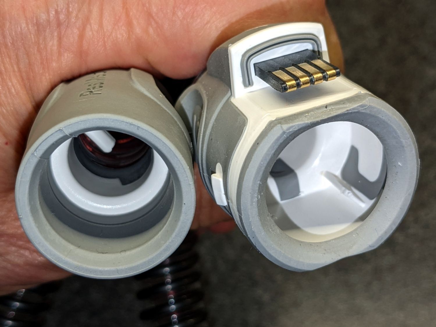 ResMed ClimateLine heated hose ends