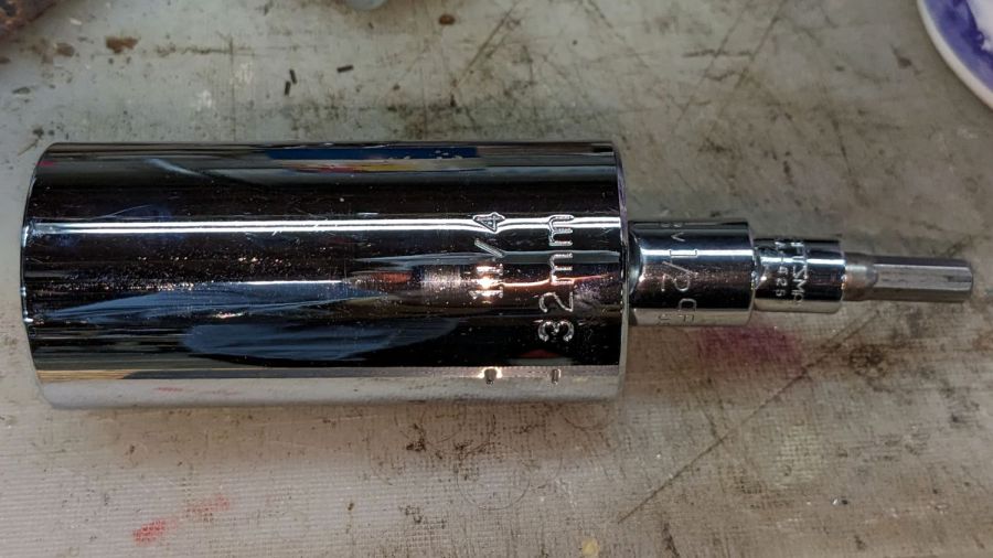 Universal Socket - short adapter stack