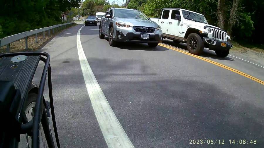 New Jeep Reckless Driving - passing 2