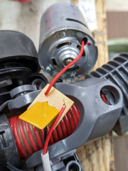 Dirt Devil - stray strands