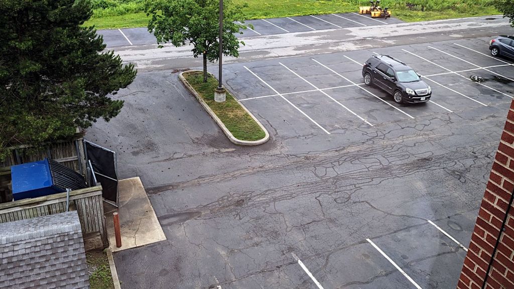 Asphalt vs. Truck&nbsp;Traffic