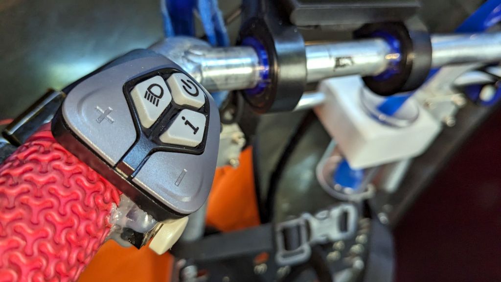 Tour Easy: DPC-18 Display Controls