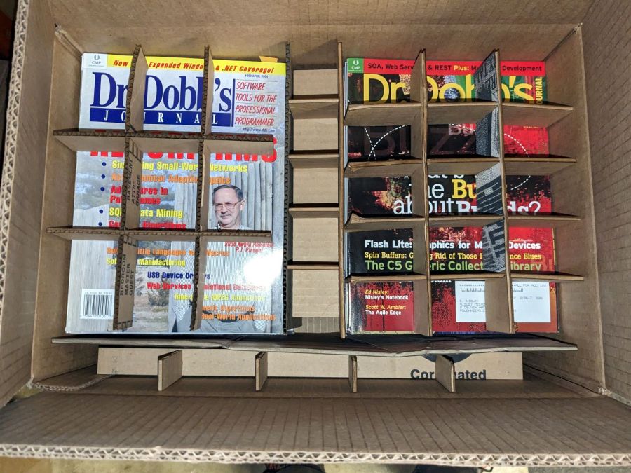 Archive boxes - internal bracing