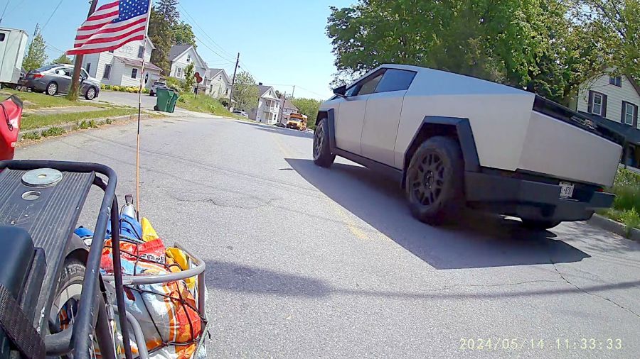 Tesla Cybertruck - rear - 2024-05-14