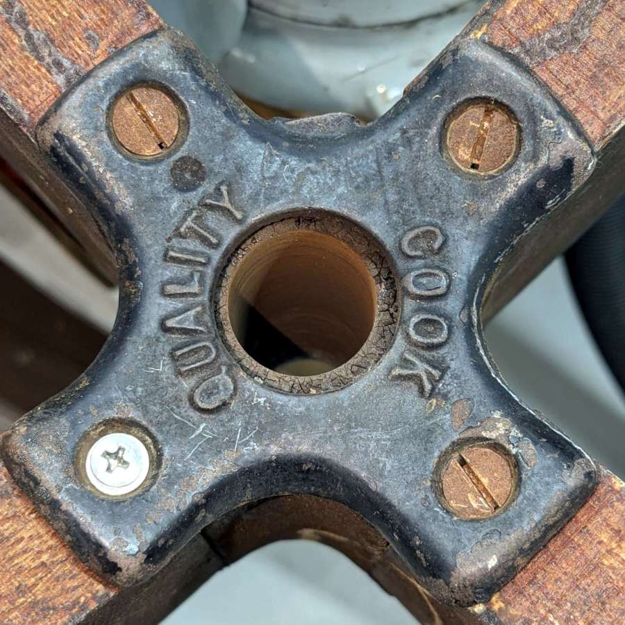 Wood desk chair - bottom plate