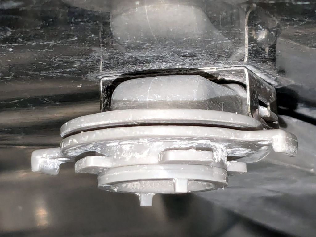 Samsung Dishwasher: Upper Sprayer&nbsp;Disassembly