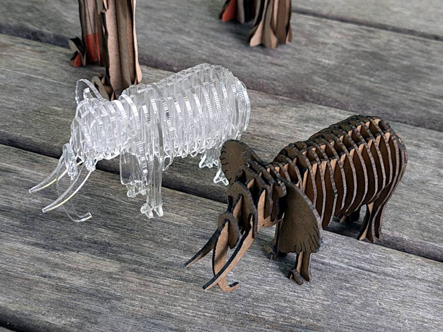 Elephants - 1.5 mm detail