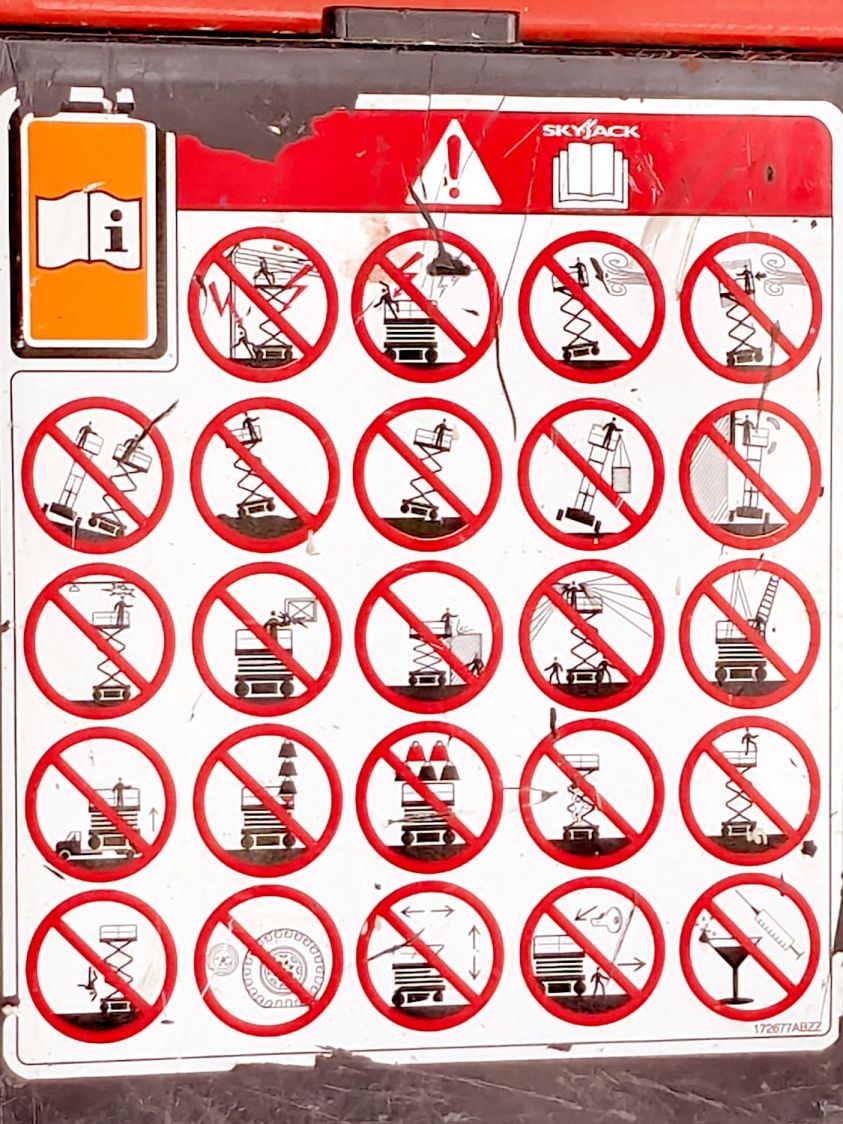 Skyjack scissors lift warning labels
