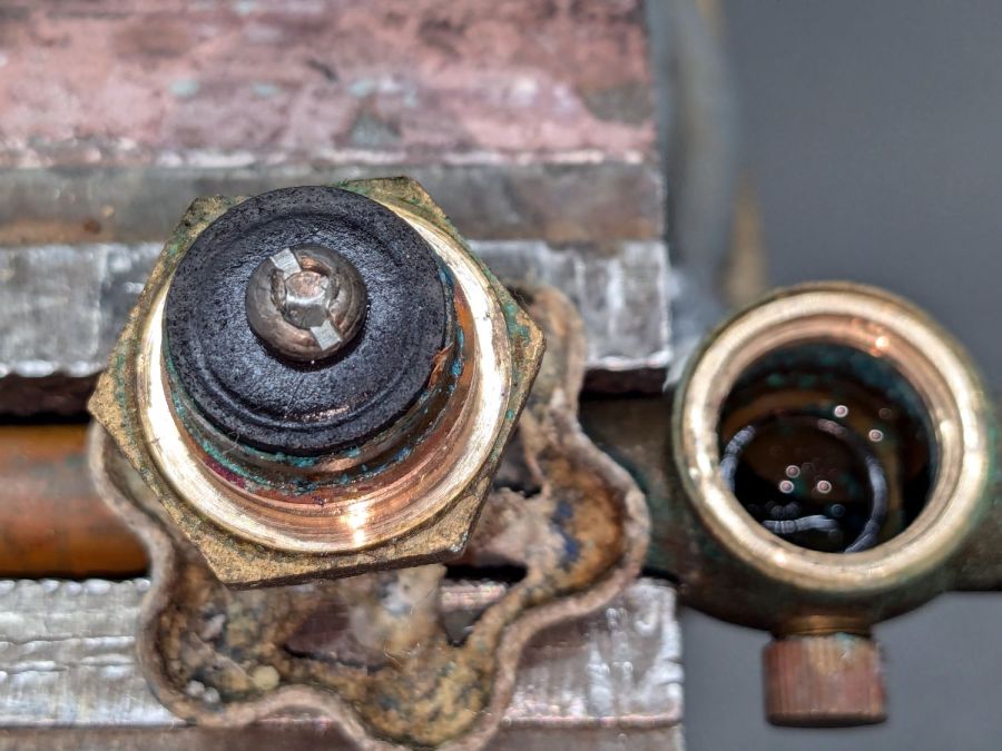 Hose valve shutoff - washer