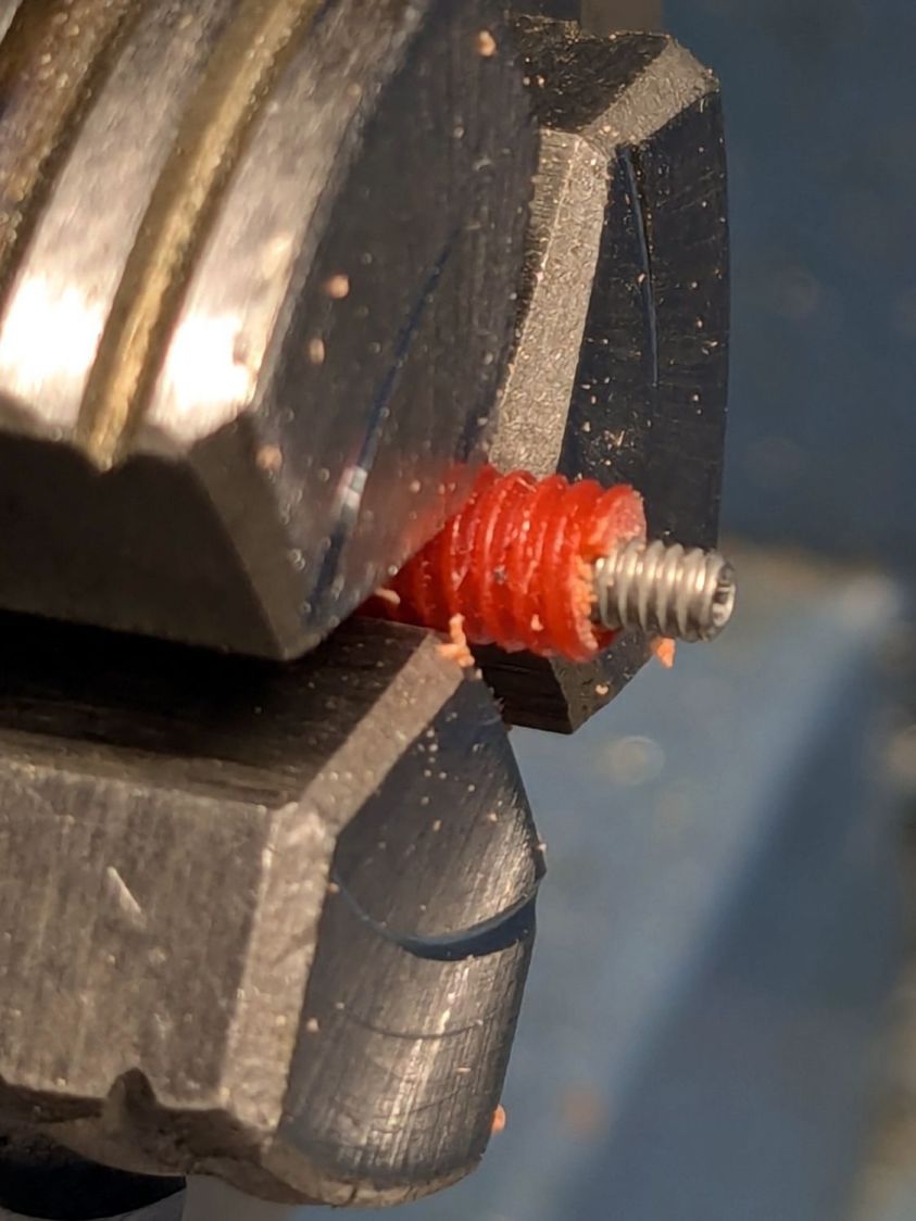 Razor Knife - setscrew in thread stub