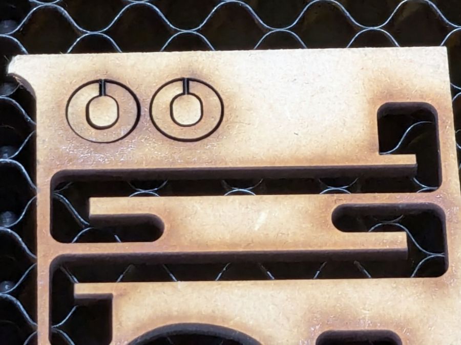 Razor Knife - laser-cut collet clamps