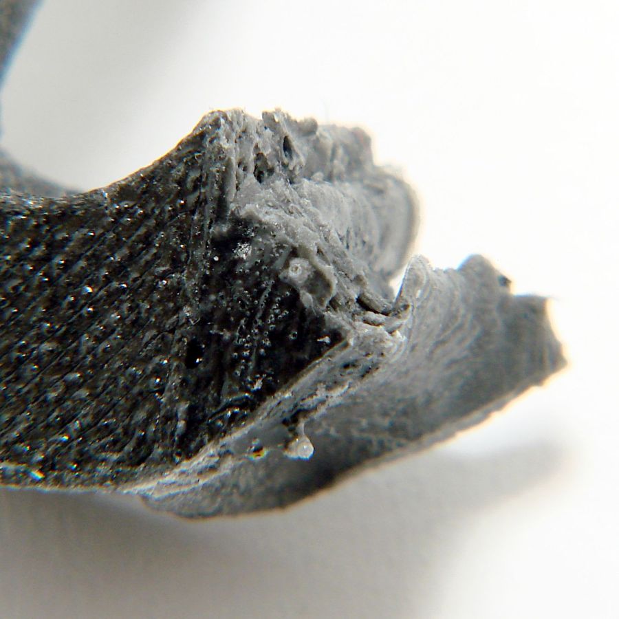 Humidifier hinge - break detail