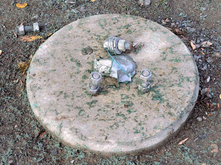 Street Lamp Base - B