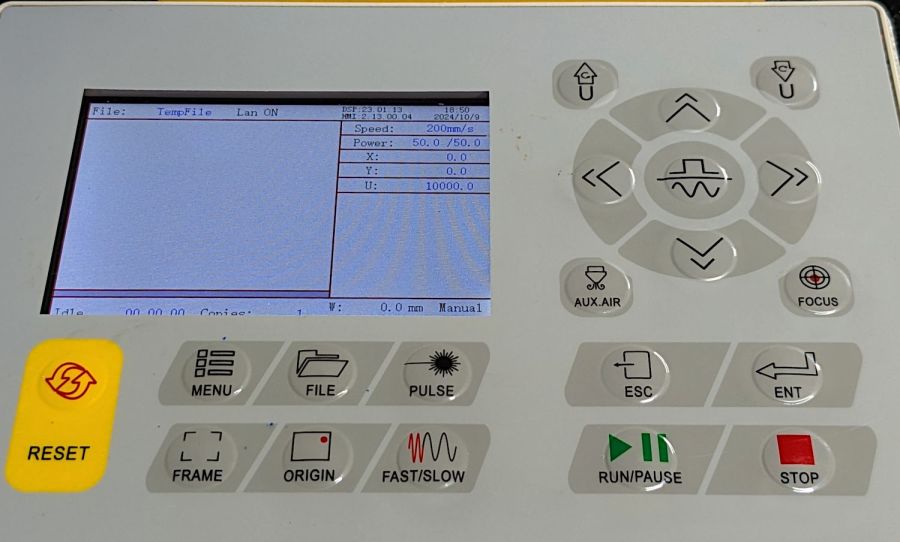 KT332N Laser Controller display