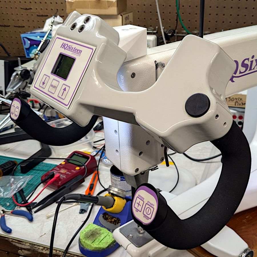 HQ Sixteen - remounted handlebars - front