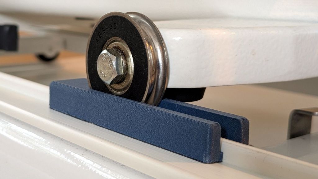 HQ Sixteen: Track Lock&nbsp;Blocks