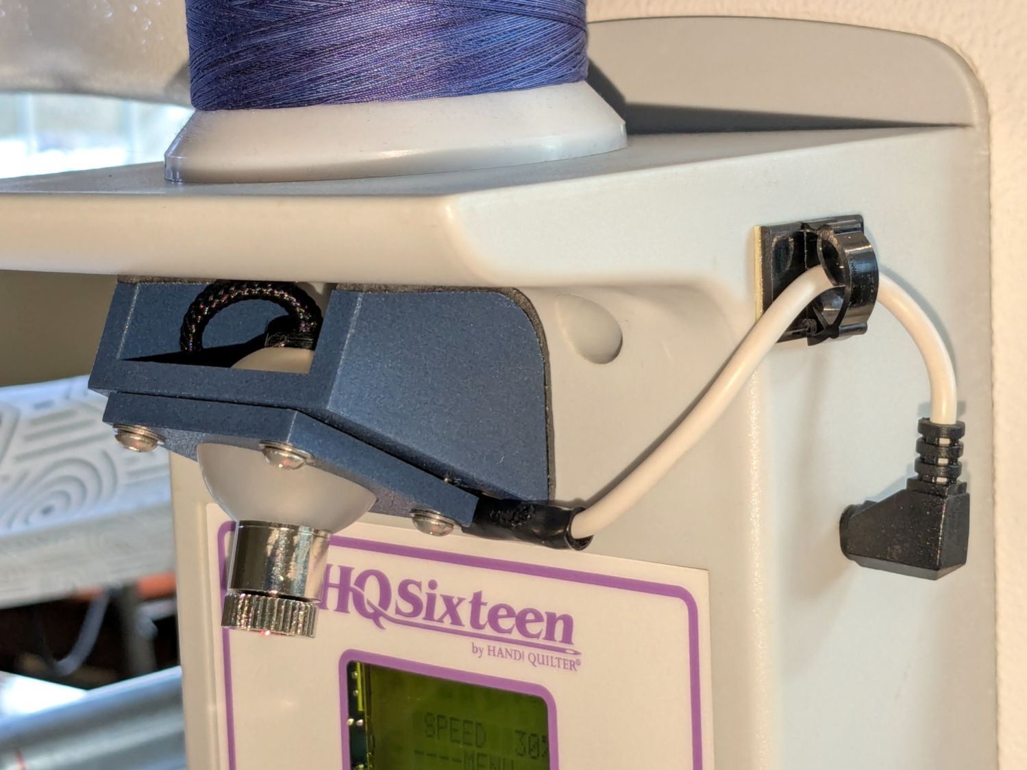 HQ Sixteen - Stylus Laser - installed - rear