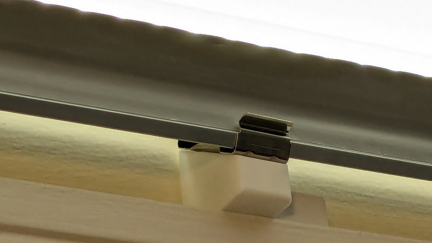 LED strip light - moulding mount - lit