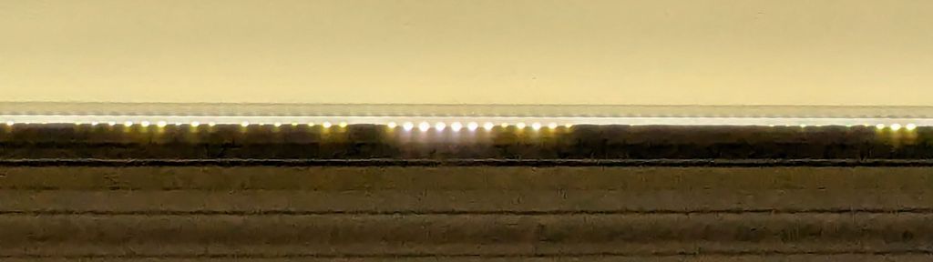 LED Strip Lights: Window Moulding&nbsp;Mounts