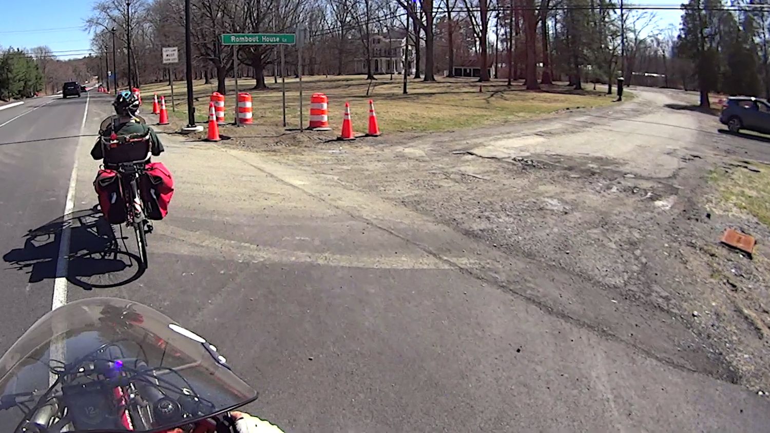 Street Lamp Base - Rombout House Ln - overview