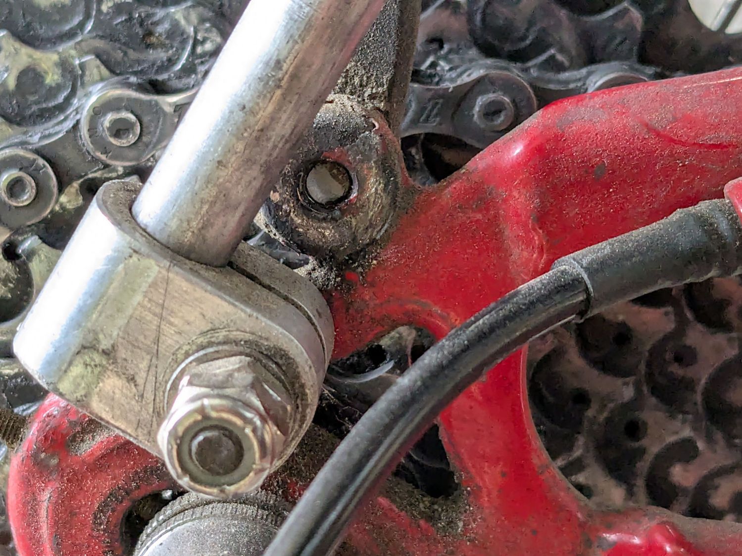 Tour Easy - broken seat stay screw