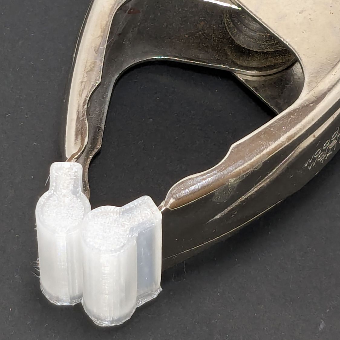 Spring clamp jaws - installed