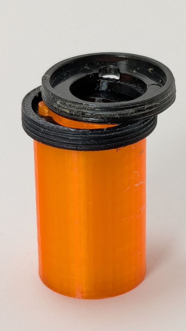 Anker LC-40 Flashlight - OEM vs lathe-cut threads