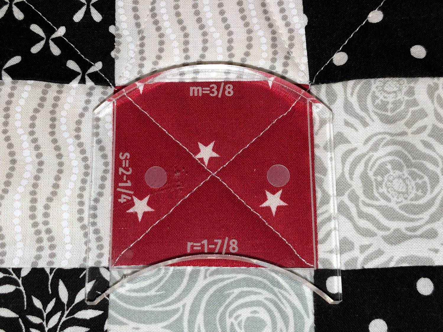 Small arc quilting ruler - alignment