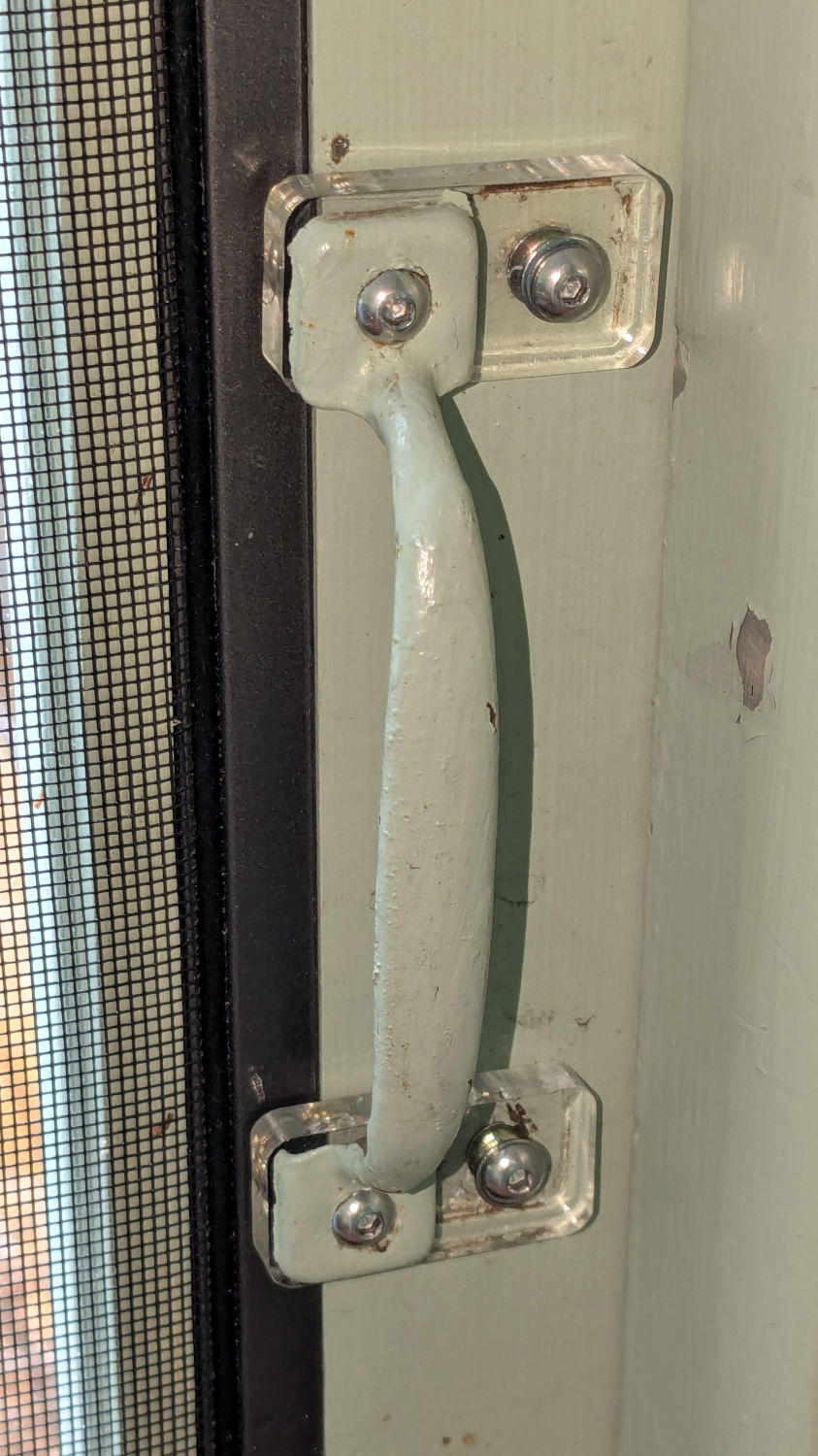 Screen Door Handle&nbsp;Repositioning