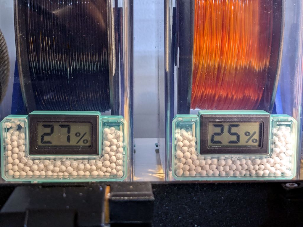 PolyDryer Humidity: Alumina vs. Black&nbsp;PETG